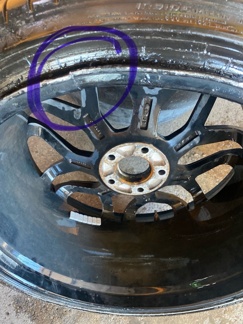 MT TIRE SHOP in Dallas